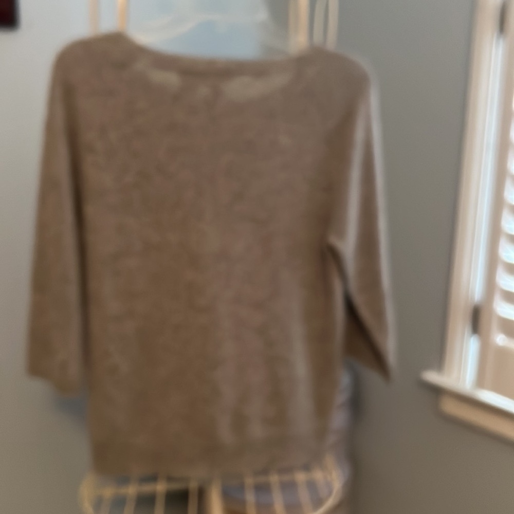 Neiman Marcus cashmere sweater View 2